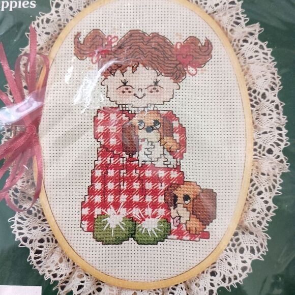 1988 Dale Burdett Cross Stitch Kit Pajama Girl With Puppies CCK714 Cottagecore. - Picture 2 of 12